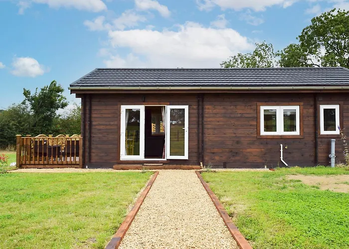 Raynards Retreat - Uk33401
