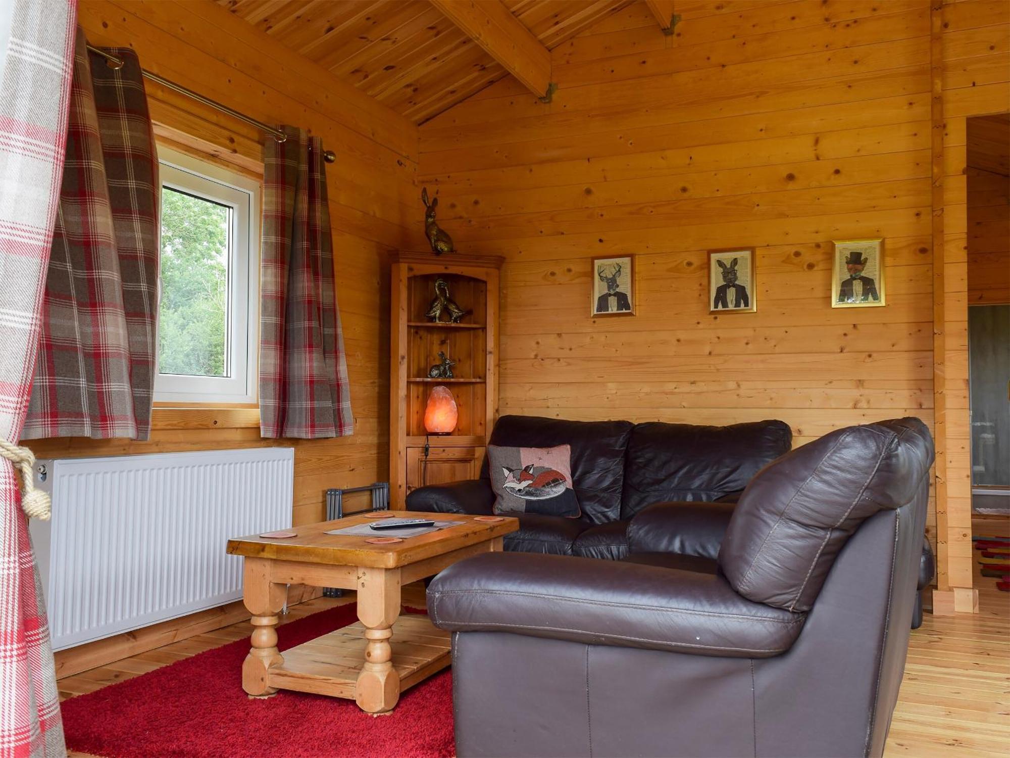 Raynards Retreat - Uk33401